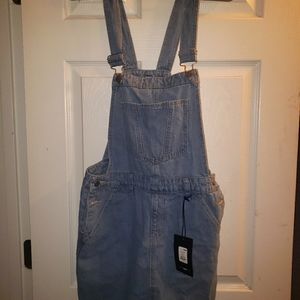 Fashion Nova overall jumper
